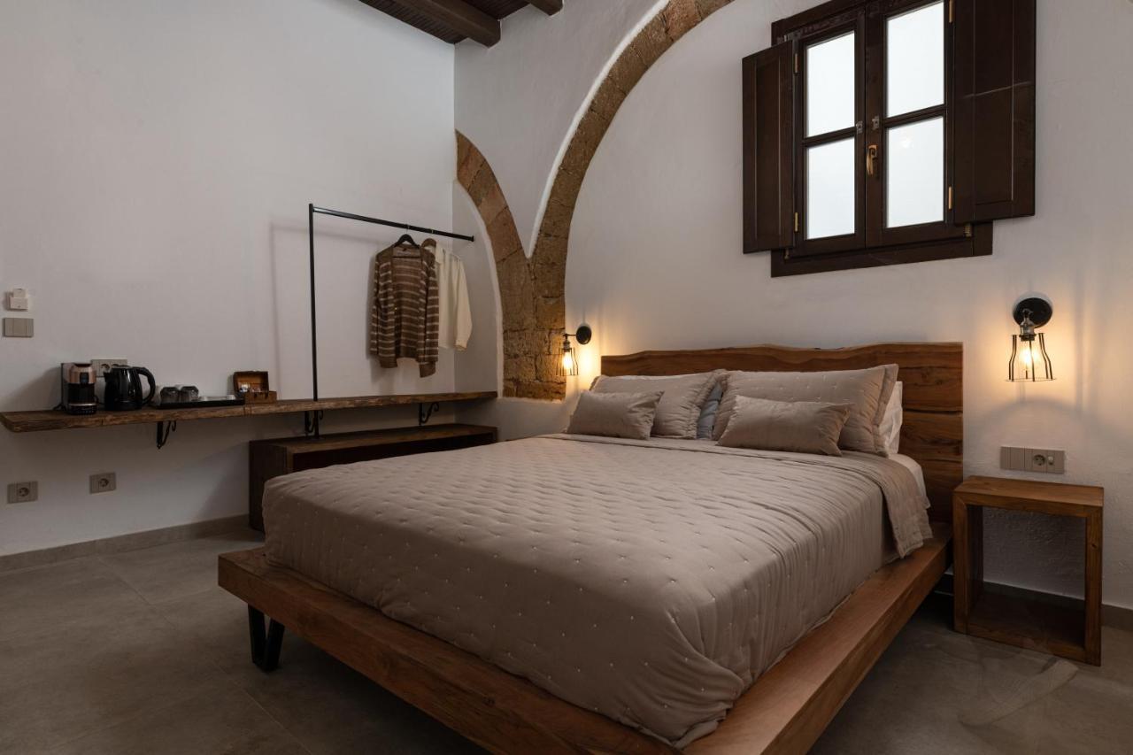 Ancient Knights Luxury Suites Rhodes City Exterior photo